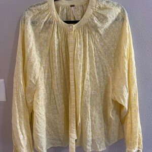 Free People Light Yellow Embroidered Top 100% cotton